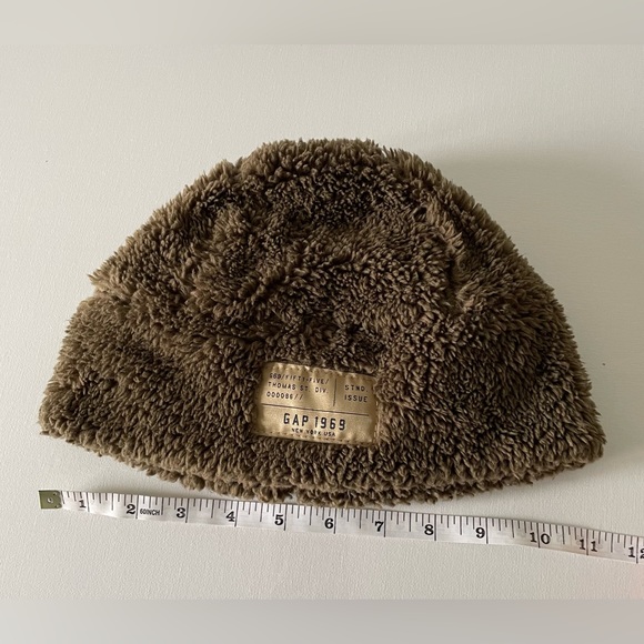 GAP Kids Sherpa Fleece Lined Winter Beanie/Toque - Light Brown - Picture 6 of 6